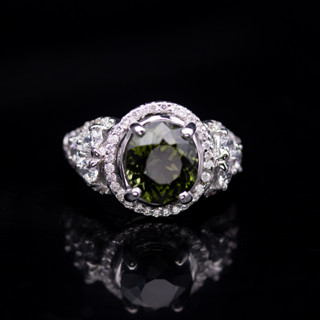 แหวนพลอยกรีนทัวมาลีน (Green Tourmaline) ล้อมเพชรCZ ตัวเรือนเงินแท้92.5%ชุบทองคำขาวไซส์นิ้ว 48 หรือ เบอร์ 4.5 US พลอยแท้จ