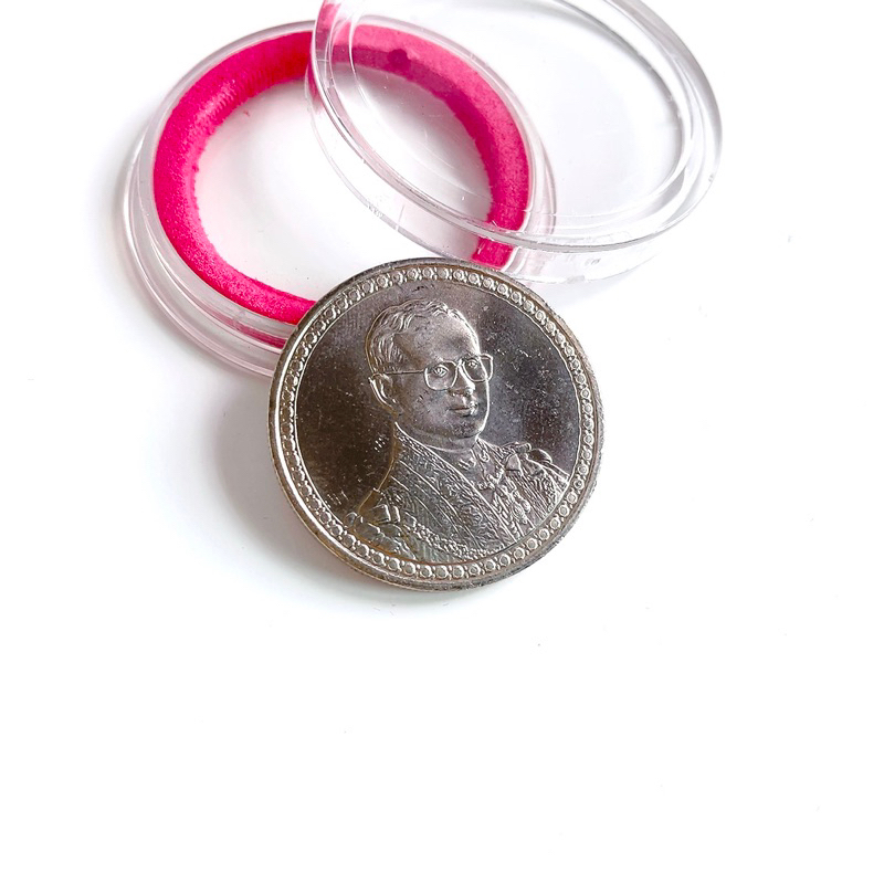 เหรียญ 20 บาทที่ระลึกฉลองสิริราชสมบัติครบ 60 ปี ปี 2549 พร้อมตลับ