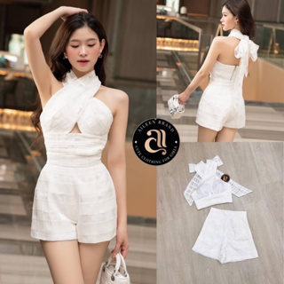 Code : M8 Aileen Set ชุดเซ็ต เสื้อครอปแขนกุดมาคู่กับกางเกงขาสั้น สำหรับผู้หญิง ไซส์ Xs-L