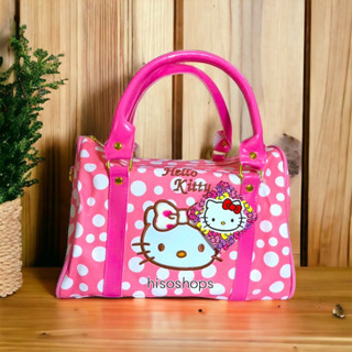 กระเป๋าสะพาย ลายHellokitty ลายการ์ตูนคิตตี้ ถือทรงหมอนใบใหญ่ ถือได้ สะพายข้างได้ แถมสายถอดได้ ปรับได้