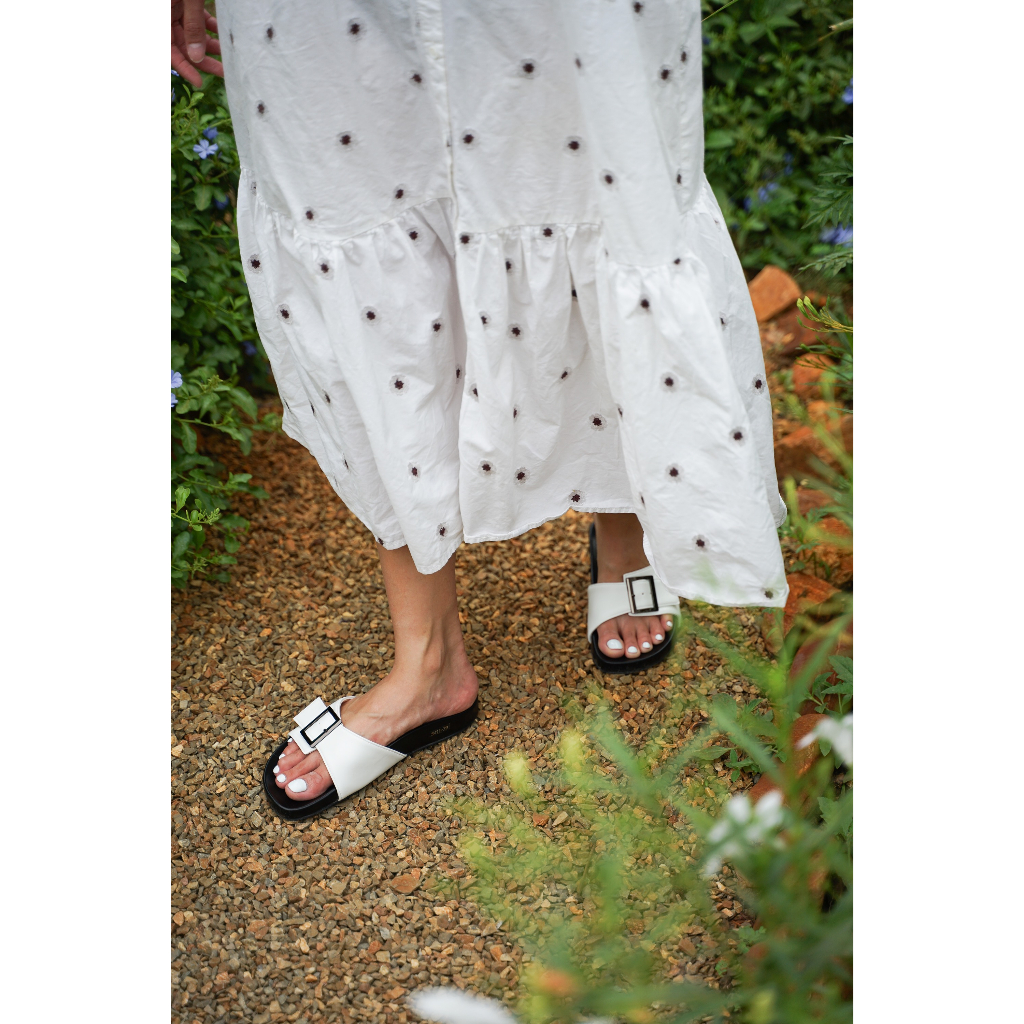 (ไม่ผลิตเพิ่ม)The Street Wear Studio - Casa Sandals | รองเท้าแตะปรับหน้าเท้าได้