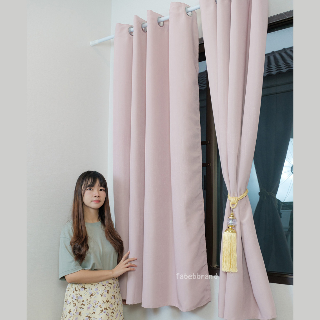 แนะนำ ผ้าม่าน ผ้าม่านทึบ กันUV สีพื้น5สี "พร้อมส่ง1วัน" เนื้อผ้าสวยมีtexture ไร้รอยต่อ (ห่วงตาไก่) หน้าต่าง-ประตู  @fabebbrand ราคาพิเศษ มีเก็บเงินปลายทาง