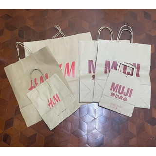 ถุงกระดาษ H&amp;M, muji, mlb ออกช้อป มีใบใหญ่จัมโบ้