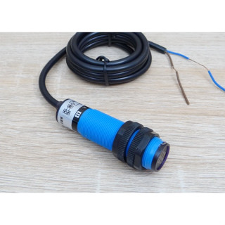 E3F-DS10Y1 Infrared Photoelectric Sensor 0-10cm Detection Range Adjust (AC 90-250V, NO)