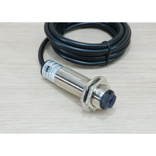 E3F-DS300C4 Infrared Photoelectric Sensor 10-300cm Detection (NPN, NO) Nickel-plated brass body