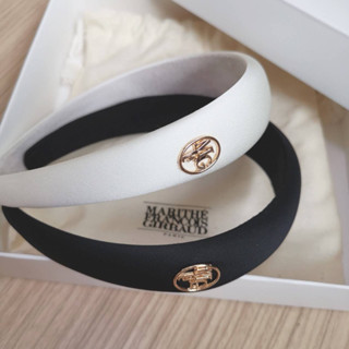 พร้อมส่ง Marithe Francois Girbaud Circle Logo Satin Hair Band ที่คาดผม