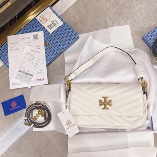 [ส่งต่อ-ใช้ไม่ทัน มือ 1] Tory Burch Kira Chevron Small Flap Shoulder Bag สีขาว