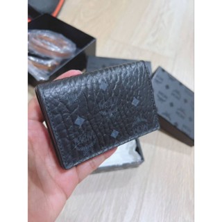 🔥😎New MCM TRIFOLD WALLET IN VISETOS BLACKกระเป๋าสตางค์หนัง สีดำ 3พับ ใบสั้น