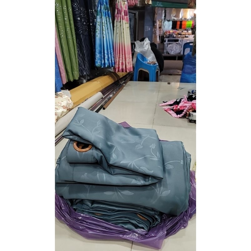 ทิวลิป​สีเทาฟ้า กว้าง250*สูง220