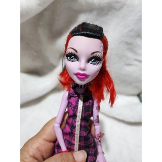 **มือสอง**  Used Monster high มอนสเตอร์ไฮมือสอง
 ผมยุ่ง ได้อุปกรณ์ตามภาพค่ะ