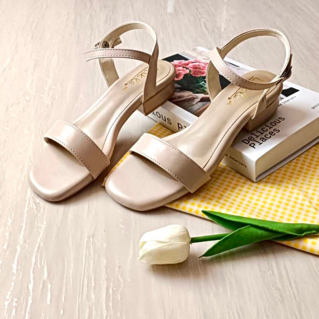 งานผลิต แบรนด์LT Design รองเท้าสูง1นิ้ว รองเท้ารัดส้น สวยหรู Luxury รุ่น LT-05