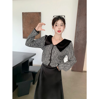 🍑เสื้อไหมพรม Cardigan แต่งกระดุมหน้า เพิ่มดีเทลพู่ๆชาย โทนสีตุ่นๆ น่ารักสุดๆ
