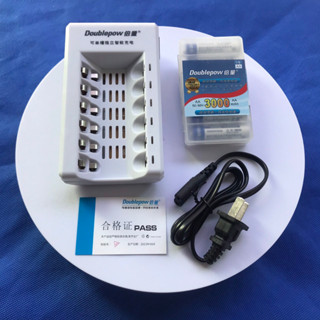 ชุดชาร์จพลังสูง4เท่า ขนาด 6 ช่อง ชาร์จได้กับถ่าน AA,AAA ชนิด 220 V (PLUG) + ถ่านชาร์จ AA 3000mAh 6 ก้อน หร้อมกล่อง
