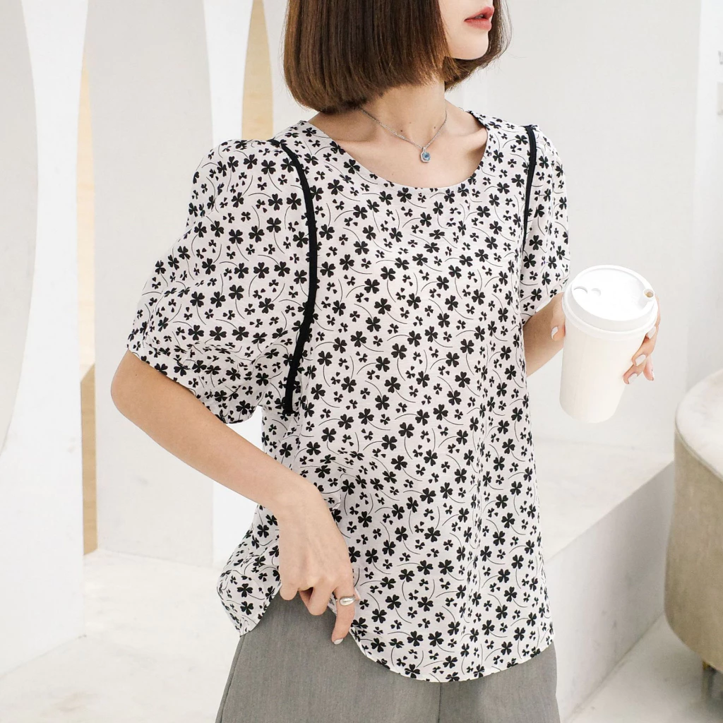 เสื้อผู้หญิงแขนสั้นลายดอกไม้ ผ้าใส่สบาย thumbnail 6