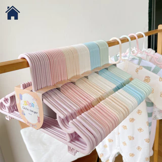 ไม้แขวนเสื้อเด็ก รุ่นใหม่ สีพาสเทล น่ารัก ไม้แขวนผ้า เด็กแรกเกิด แพ็คละ 10 ชิ้น #No.10