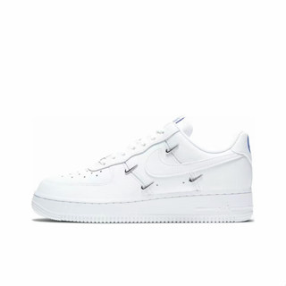 Air Force 1 Low 07 LX “Chrome Luxe” สปอตวินาที