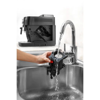 De'Longhi เครื่องชงกาแฟอัตโนมัติ รุ่น ECAM12.122.B