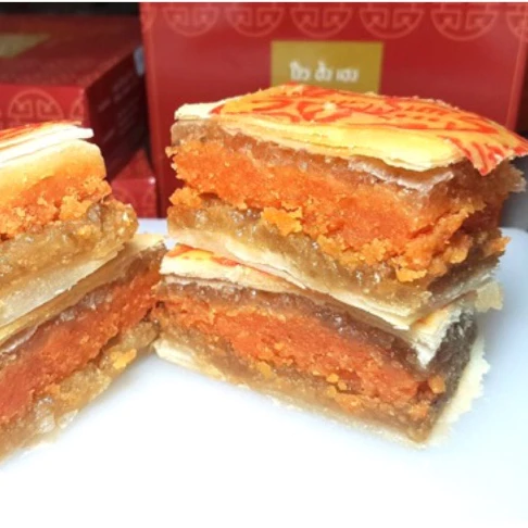 🥮 ขนมเปี๊ยะ ไข่ขยี้ เลือกไส้ด้านใน ขนาด 610กรัม