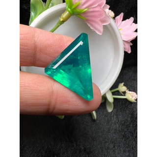 Lab emerald 26x17mm weight 25 carats 1 pieces