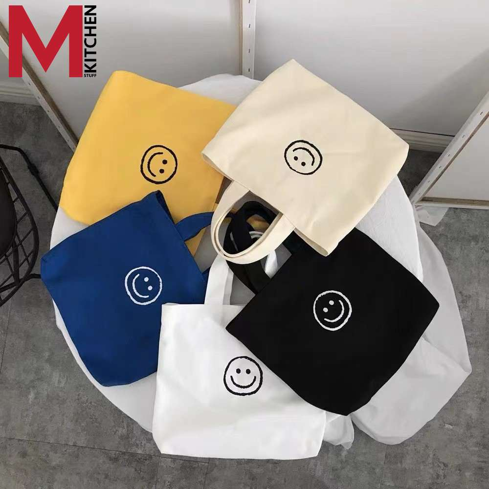 M KITCHEN กระเป๋าถือ กระเป๋าผ้า สไตล์เกาหลี smile ขนาด 27x22x6 cm (C6)