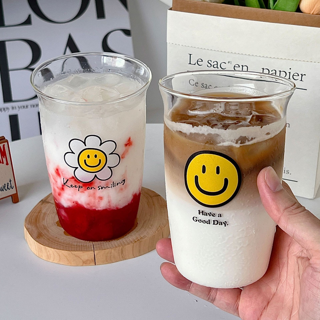 ส่งจากไทย🍑 แก้วน้ำ Smile and Daisy แก้วทรงสูง 71002