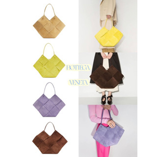 100% แบรนด์ใหม่และของแท้ BOTTEGA VENETA / BV Intrecciato Nappa Tote กระเป๋าสะพาย