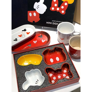 Cool color LE Disney co branded Mickey Minnie stoneware saucer plate grid plate mug Dim sum tray