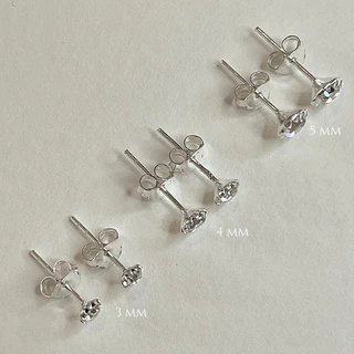 ♡The blossom silver // ต่างหูเพชรฟันปลาพลอย สีขาว (ต่อคู่) ต่างหูเงินแท้ 925