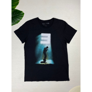 เสื้อยืด Eminem ลาย The Glow สีดำ ลายใหญ่ สกรีนสวยๆ ของแท้ สภาพใหม่ Size L