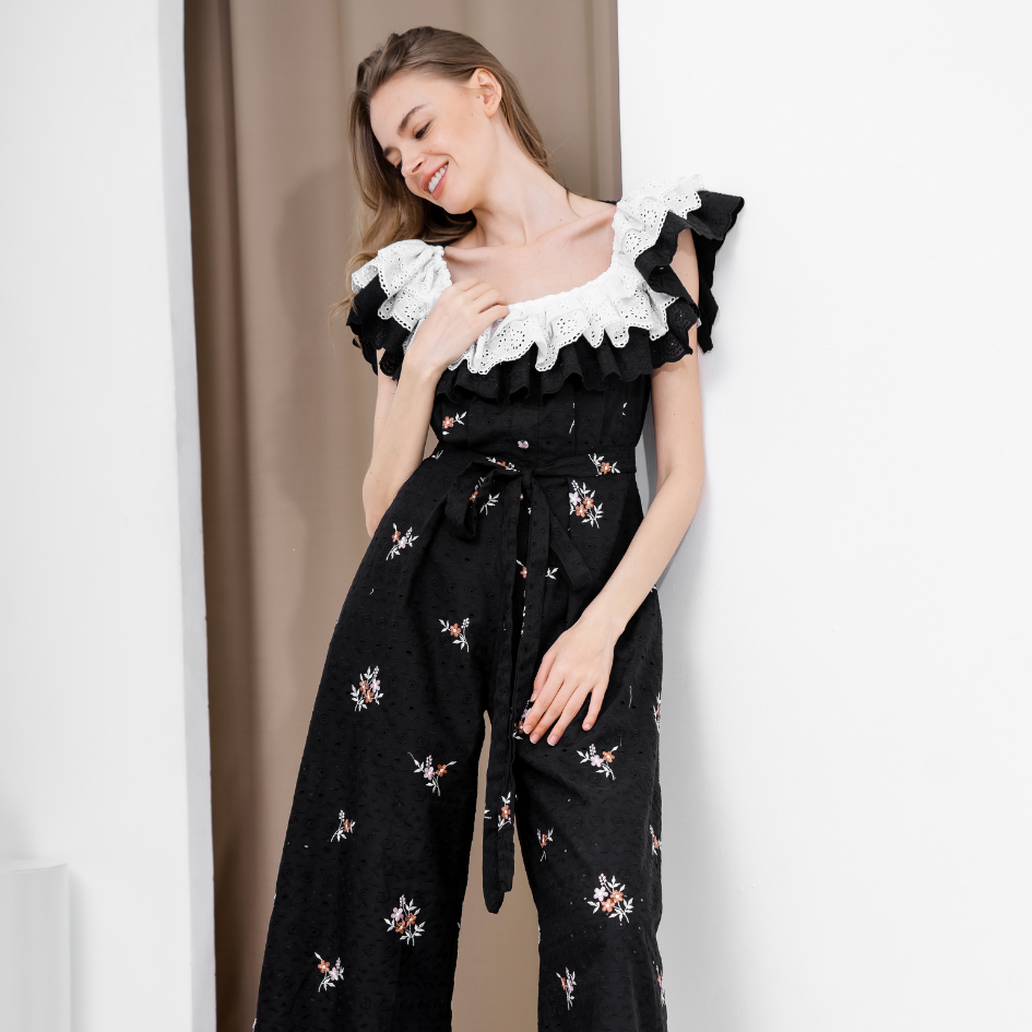 LINENNE - Iris Beaming Jump Suit ชุดจั๊มขายาว