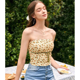 SHEIN เสื้อเกาะอก ลายดอกไม้เล็กๆ🌷🧁