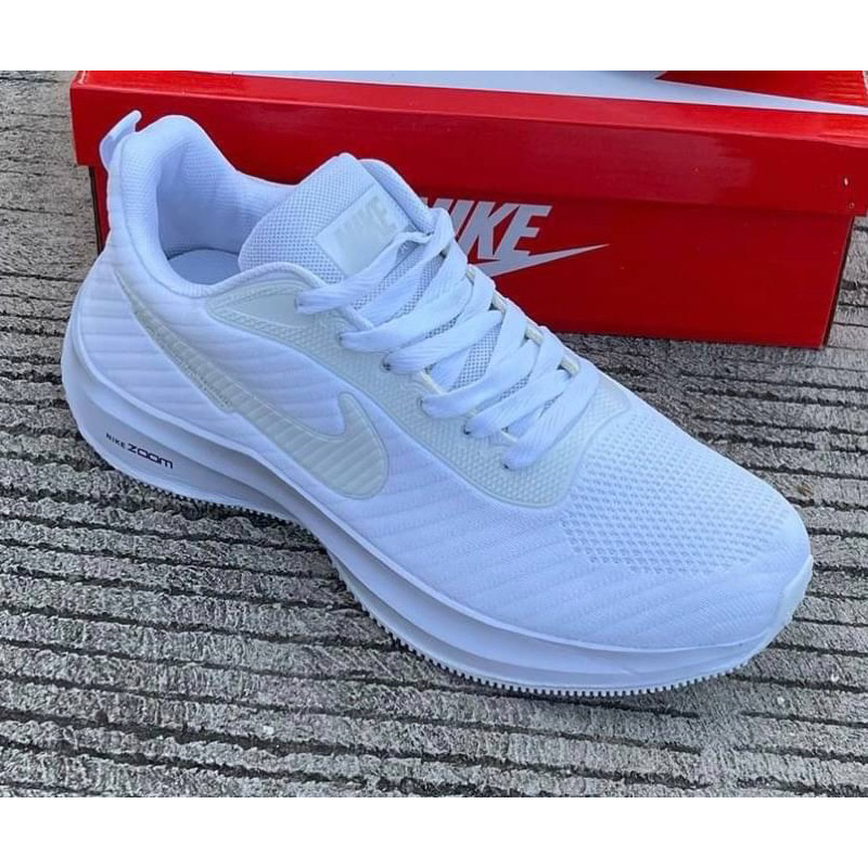 รองเท้าผ้าใบมี5สีสำหรับผู้หญิงและผู้ชายsize36—45
