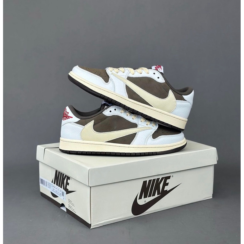 [ พร้อมส่ง ] มีทั้งผู้หญิงและผู้ชายordan 1 low “ Travis Scott Reverse Mocha “ Size 37-45