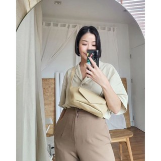 ลด 60% สินค้า Defect จาก 1,050 บาท Sunglasses chest bag การะ…