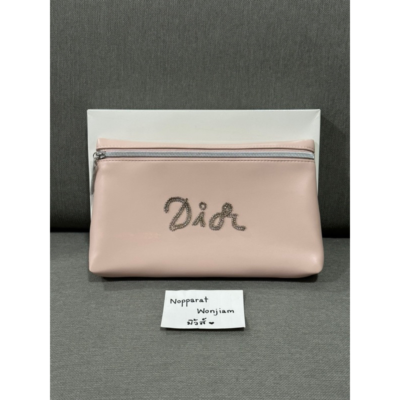 (New/แท้💯) กระเป๋าเครื่องสำอางค์ Dior Trousse Pouch สีชมพู🩷 ใบใหญ่ โลโก้ลูกปัด มีกล่อง ป้ายไทย