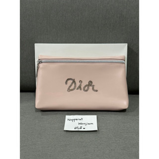 (New/แท้💯) กระเป๋าเครื่องสำอางค์ Dior Trousse Pouch สีชมพู🩷 ใบใหญ่ โลโก้ลูกปัด