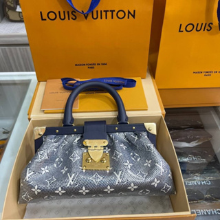 Louis vuitton หนังเเท้ทั้งใบ สวยมาก free box set  Grad VIP