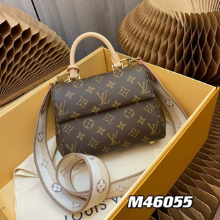 Louis Vuitton หนังเเท้ค่ะ free box set  Grad original  Size 20CM