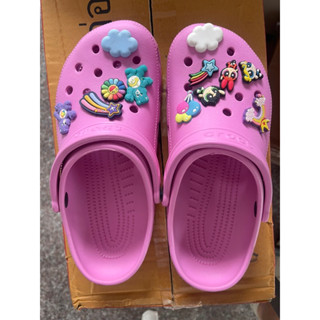 Crocs แท้ พร้อมจิ๊บบิท size M7/W9