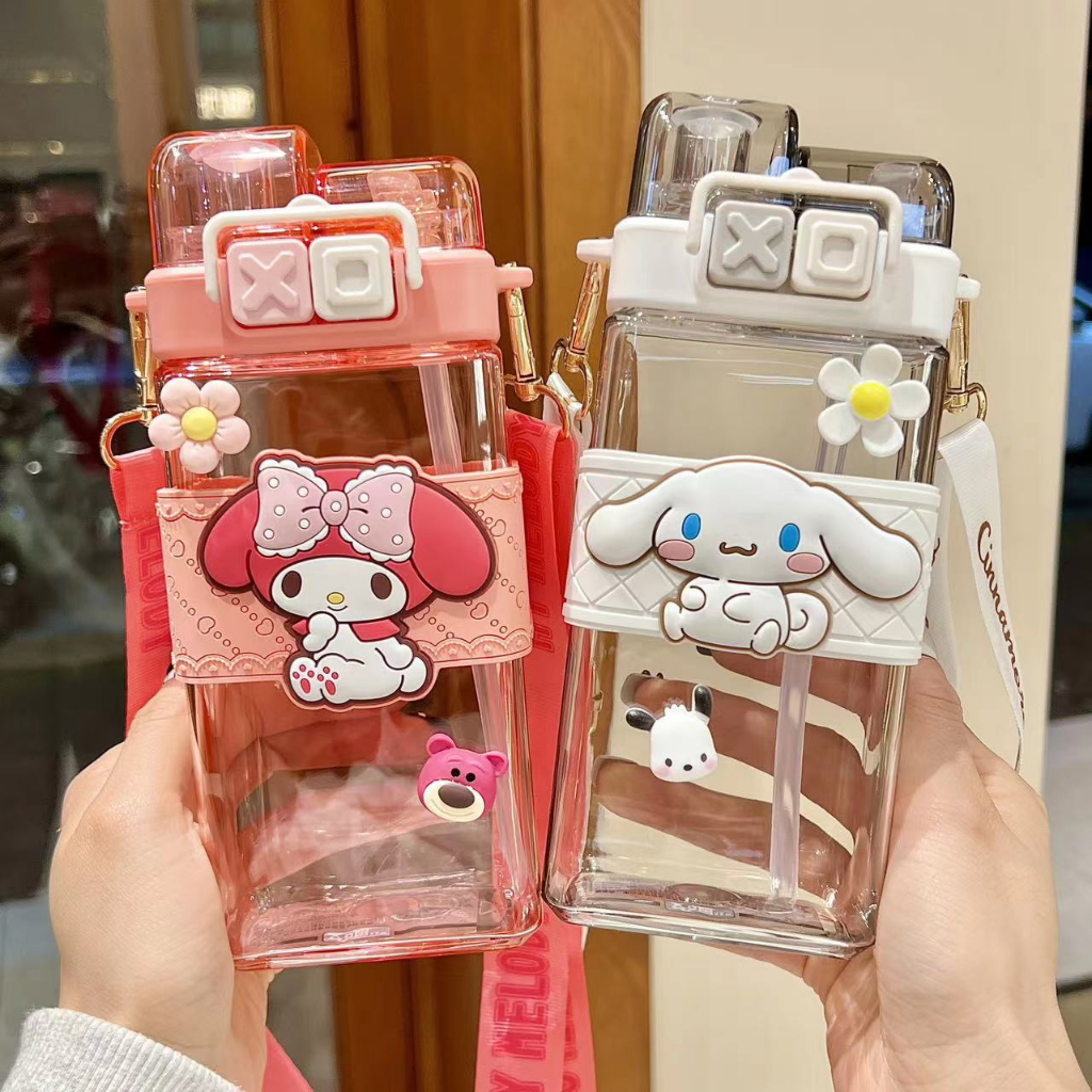 พร้อมส่ง!!  กระติกน้ำเด็ก ขวดน้ำเด็ก กระบอกน้ำ พกพาไปโรงเรียนสะดวก วัสด tritan แถมสติ๊กเกอร์ 3D 4 ชิ้น