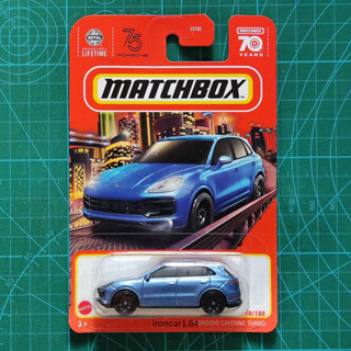 โมเดลรถ matchbox รุ่น porsche cayenne turbo สีน้ำเงิน