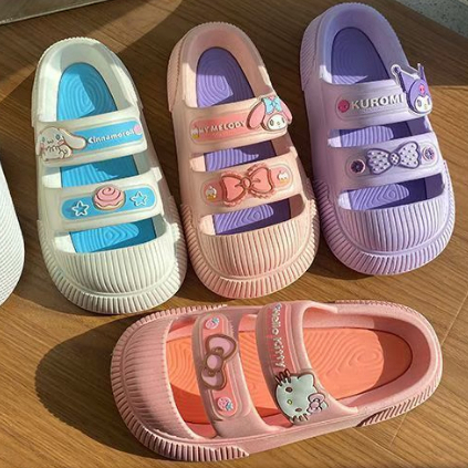 SHO-KTT รองเท้าแบบสวม รองเท้าลายการ์ตูนน่ารักๆสไตล์เกาหลี สีสันสดใส พื้นนิ่ม ใส่สบาย SUNBALEE