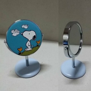 กระจกตั้งโต๊ะ ขนาดเล็ก ปรับมุมพลิกขึ้นพลิกลงได้ ลาย สนู๊ปปี้ SNoopy ขนาดสูง 14ซม. กว้าง 7 ซม.