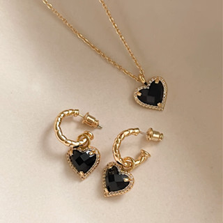 LAC.COLLECTION - Heart of Coal Earrings &amp; Necklace  ต่างหูหัวใจสีดำ สร้อยคอหัวใจสีดำ🖤