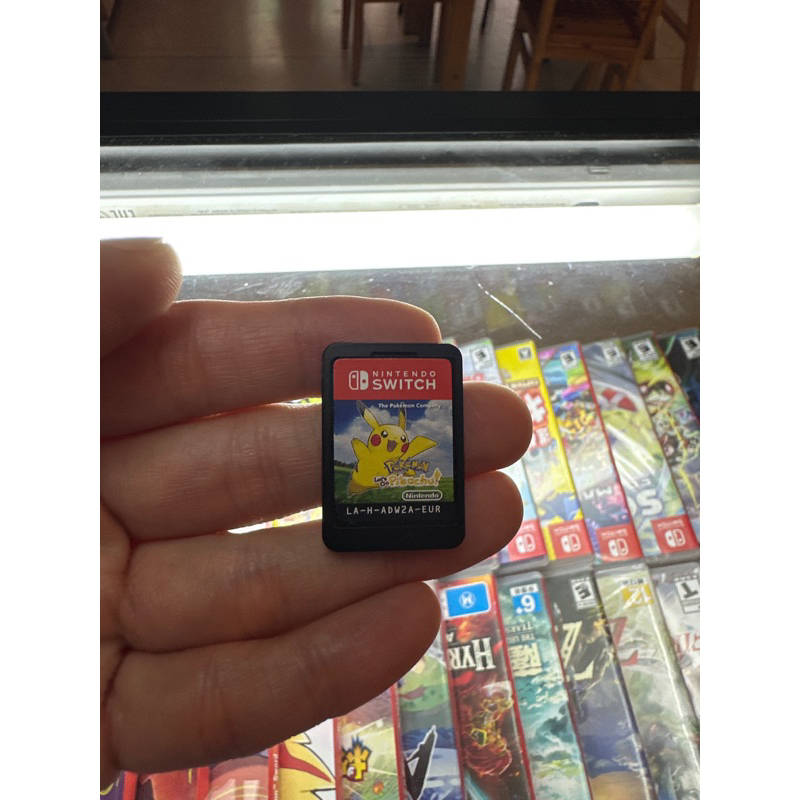 ตลับเปล่าสวิชมือสอง pokemon let’s go pikachu