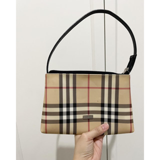 Burberry Pouch Bag แท้และสวยและฮิต