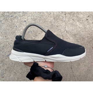 Sz.41/26-26.5 ซม.skechers slip on มือสองของแท้ 100%