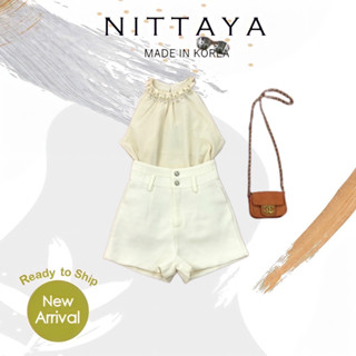 Lalisa999 ราคาถูกที่สุด!! NITTAYA เชตเสื้อครอปคอเต่าช่วงคอปักเพช+กางเกงขาสั้น