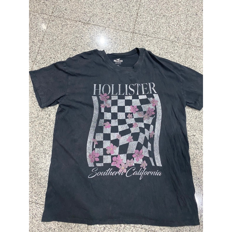 เสื้อยืดสีดำ hollister