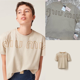 MIU T-Shirt ✨ เสื้อยืดแบรนด์ดัง คอลใหม่ สีคลุมโทน สวยดูดีมาก